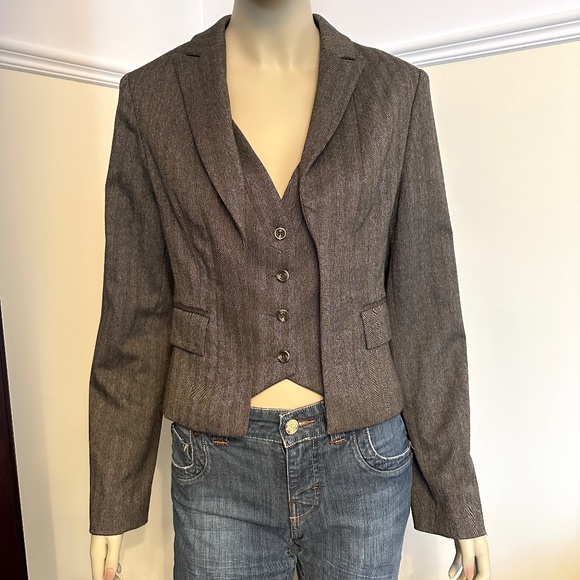 Tristan fitted blazer with vest. 1-piece - Picture 2 of 13